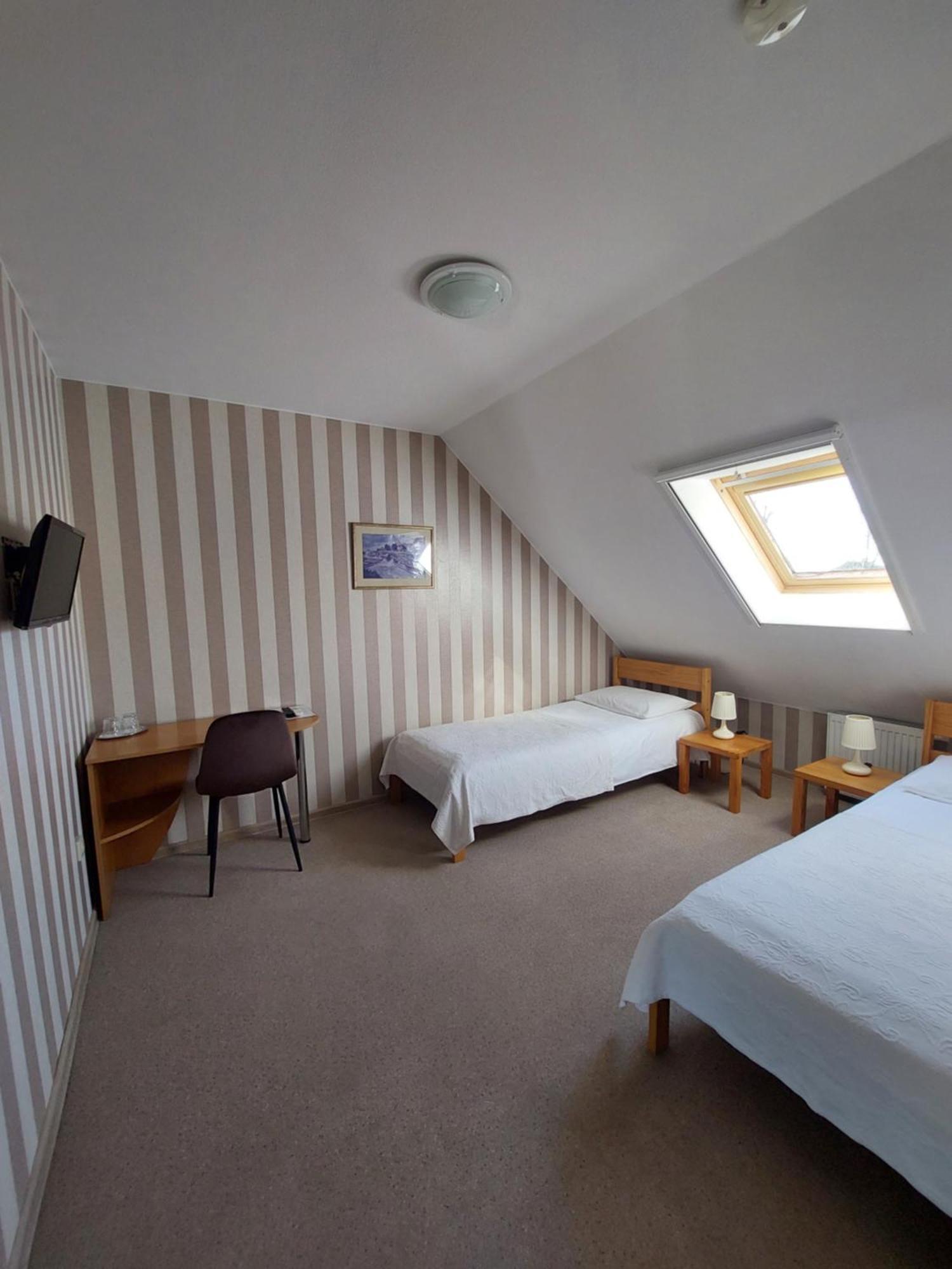 Hotel Asmonienes Sveciu Namai "Senoji Mokyklele" Smalininkai Zewnętrze zdjęcie