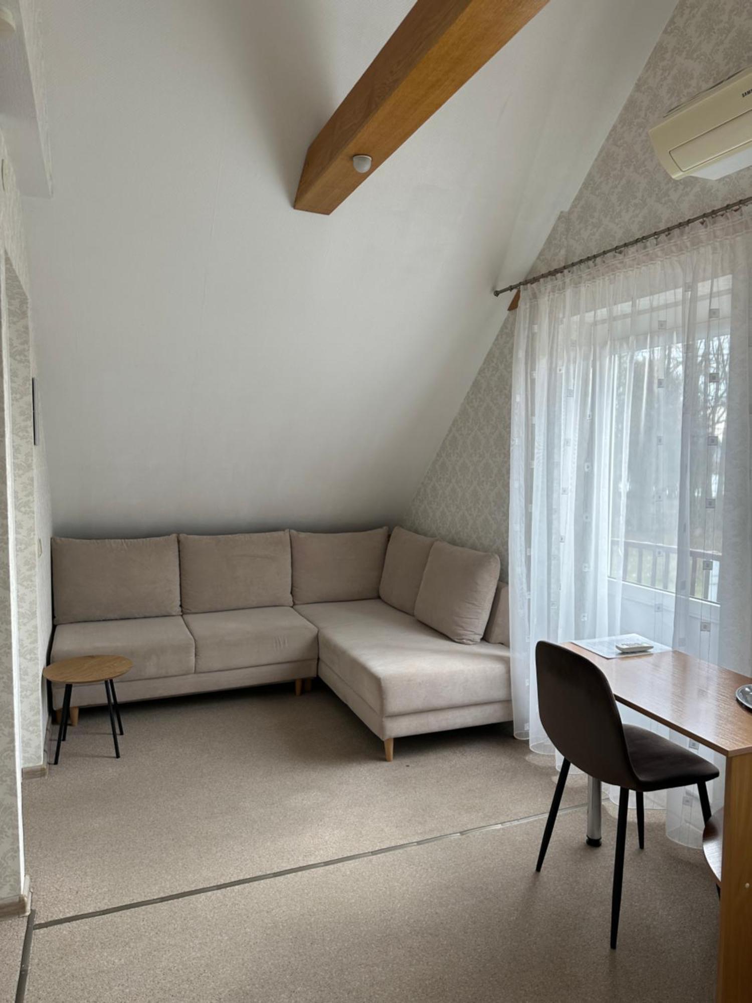 Hotel Asmonienes Sveciu Namai "Senoji Mokyklele" Smalininkai Zewnętrze zdjęcie
