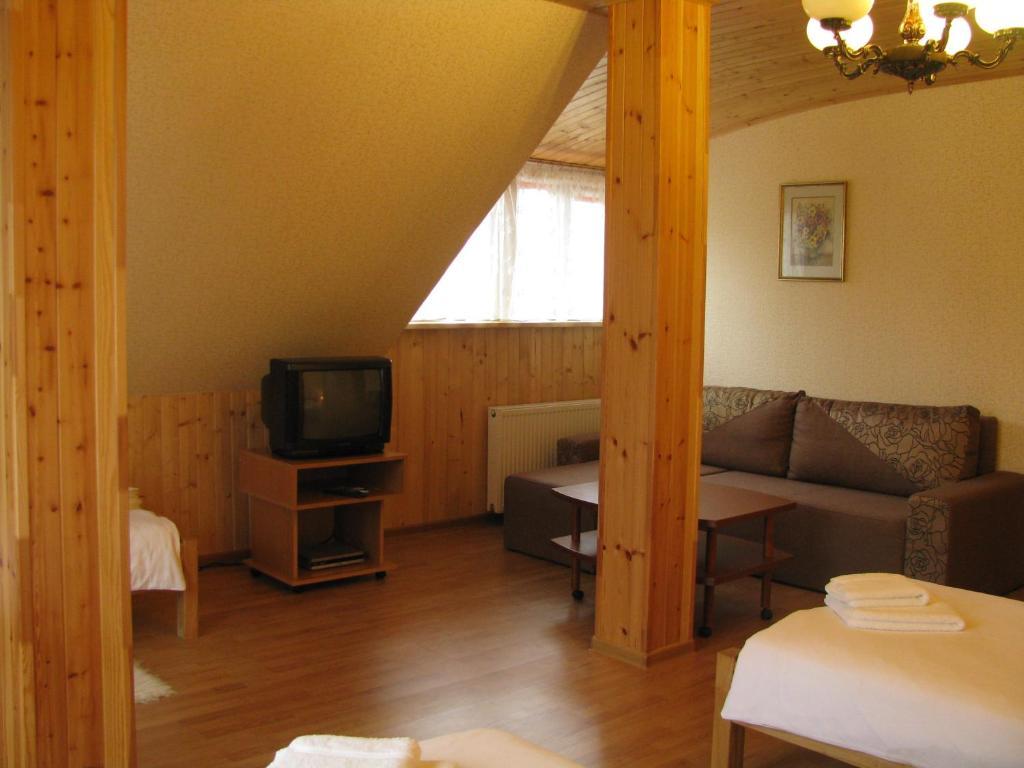 Hotel Asmonienes Sveciu Namai "Senoji Mokyklele" Smalininkai Pokój zdjęcie